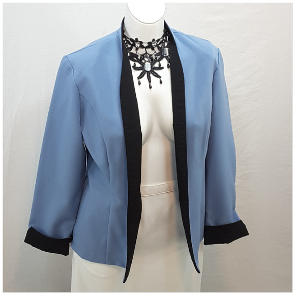 Westside Clothing Co Jackets & Blazers - *PLUS* WESTSIDE, Open Front Blazer, size 16 PETITE